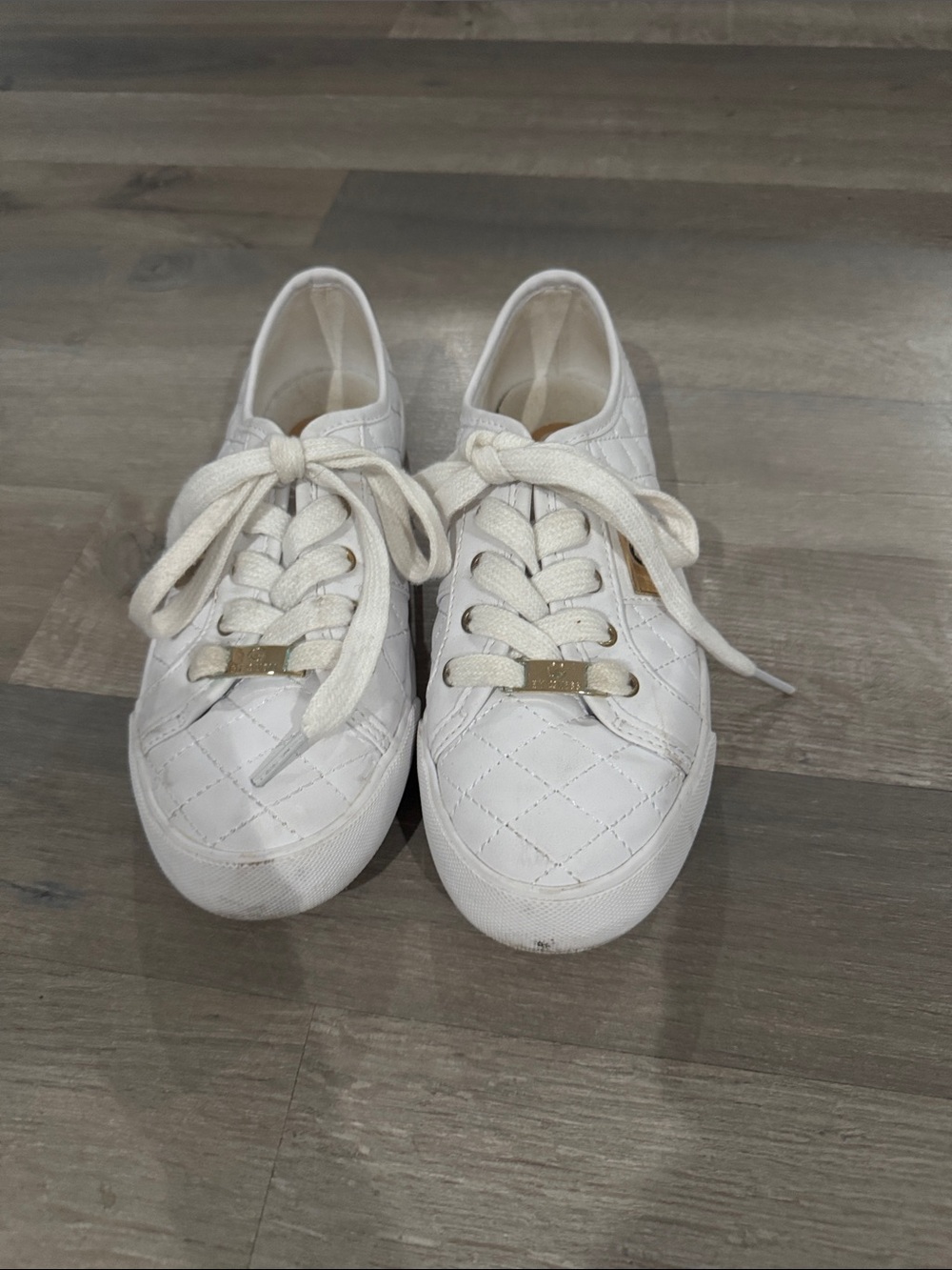 Guess White Quilted Lace-Up Sneakers Size 6